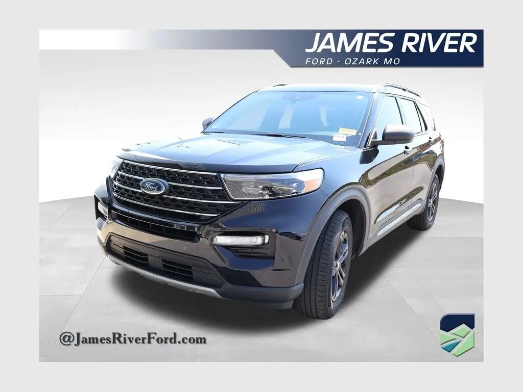 2021 Ford Explorer XLT — photo 1 of 59