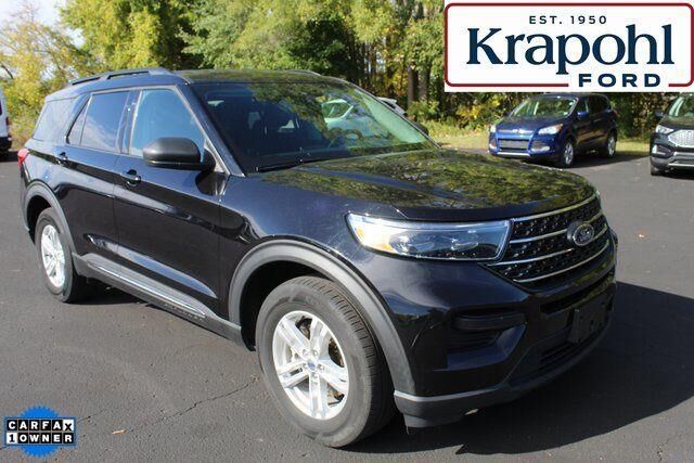 2022 Ford Explorer XLT — photo 1 of 26