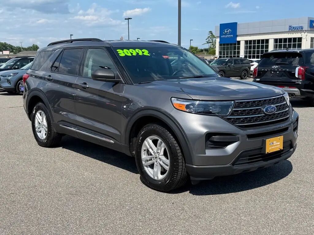 2022 Ford Explorer XLT — photo 1 of 13