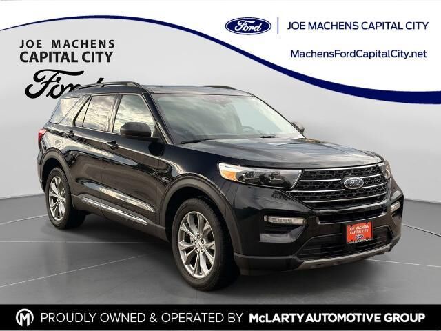 2023 Ford Explorer XLT — photo 1 of 26