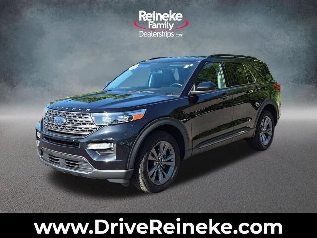 2023 Ford Explorer XLT — photo 1 of 13