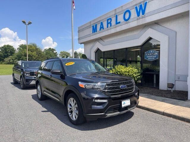 2023 Ford Explorer XLT — photo 1 of 13