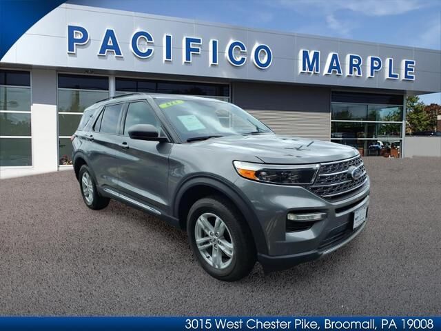 2023 Ford Explorer XLT — photo 1 of 13