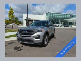 2023 Ford Explorer XLT — photo 1 of 7