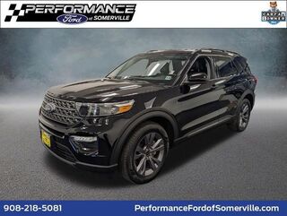 2023 Ford Explorer XLT — photo 1 of 26