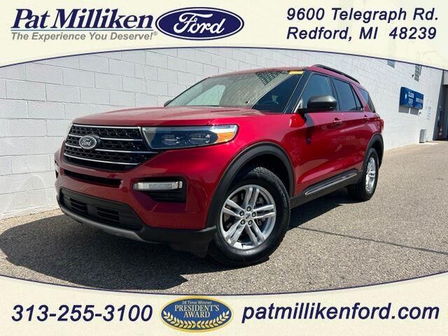 2023 Ford Explorer XLT — photo 1 of 13