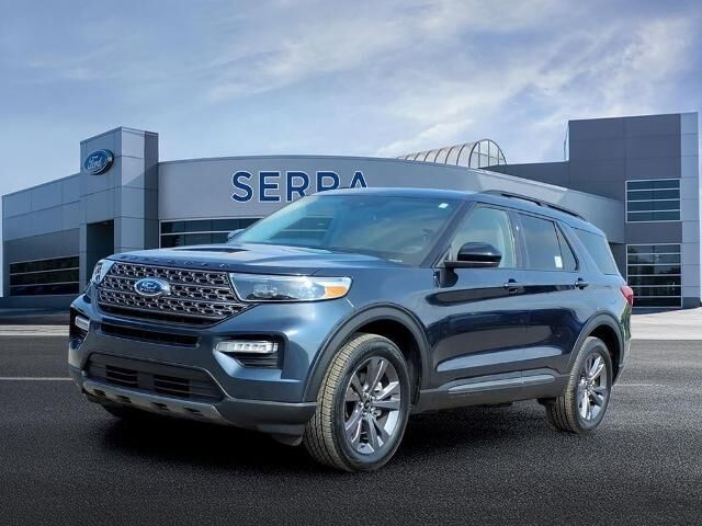 2023 Ford Explorer XLT — photo 1 of 26