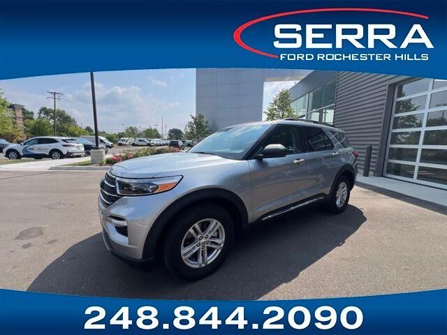 2023 Ford Explorer XLT — photo 1 of 13