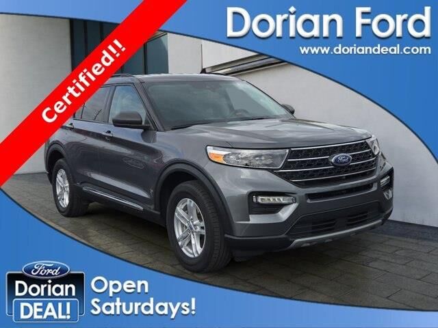 2023 Ford Explorer XLT — photo 1 of 13