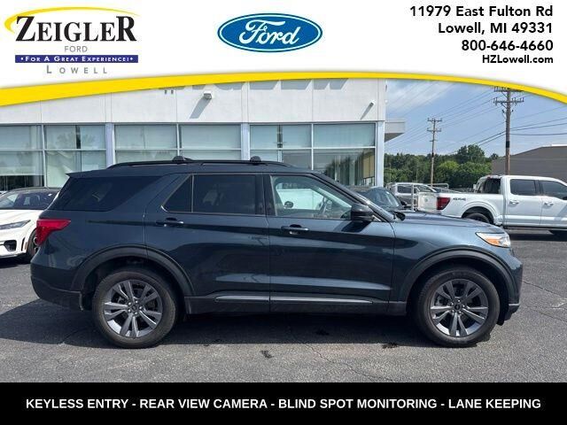2024 Ford Explorer XLT — photo 1 of 4
