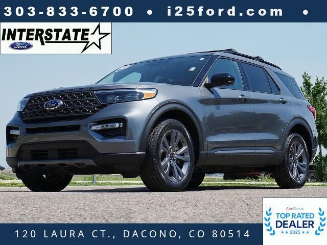 2024 Ford Explorer XLT — photo 1 of 12