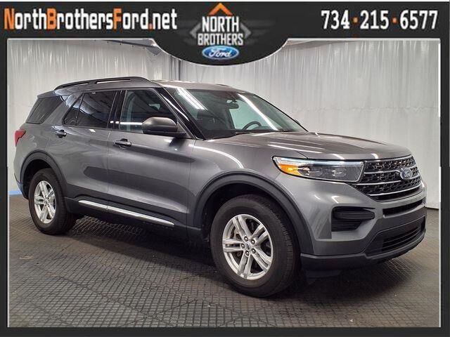 2024 Ford Explorer XLT — photo 1 of 13
