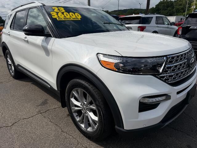 2023 Ford Explorer Limited — photo 1 of 13