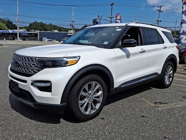 2023 Ford Explorer Limited — photo 1 of 13