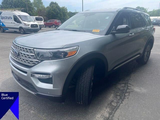 2022 Ford Explorer Limited — photo 1 of 26