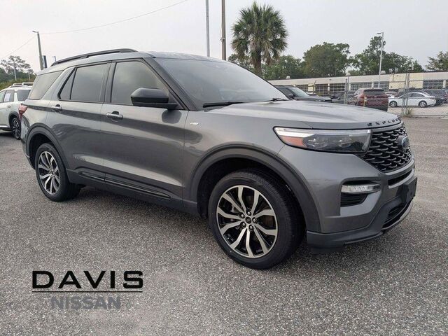 2022 Ford Explorer ST-Line