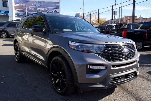 2023 Ford Explorer ST-Line