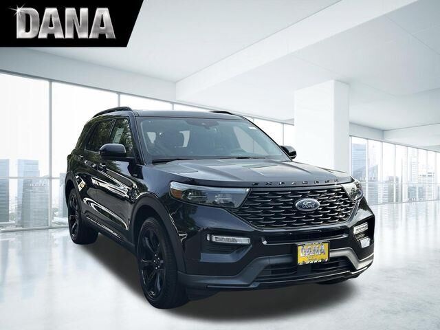2023 Ford Explorer ST-Line — photo 1 of 13