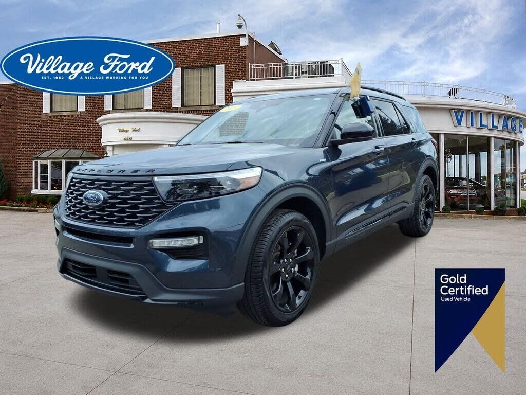 2024 Ford Explorer ST-Line — photo 1 of 1