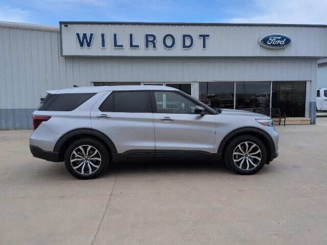 2022 Ford Explorer ST-Line