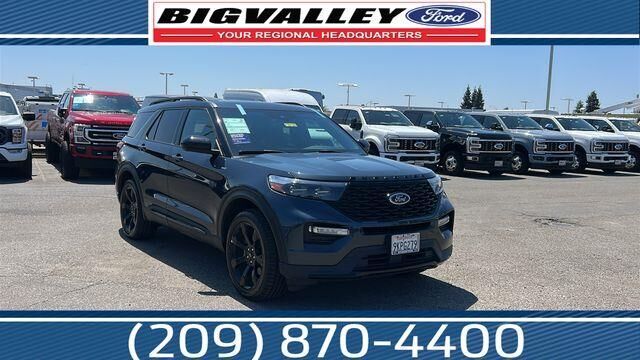 2023 Ford Explorer ST-Line — photo 1 of 2