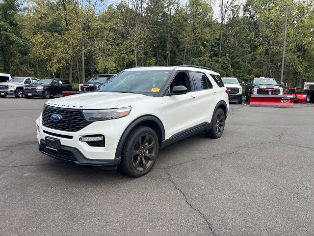 2024 Ford Explorer ST-Line
