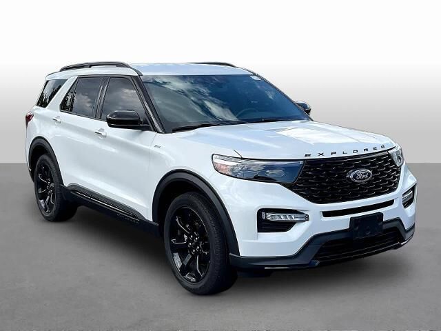 2024 Ford Explorer ST-Line — photo 1 of 39