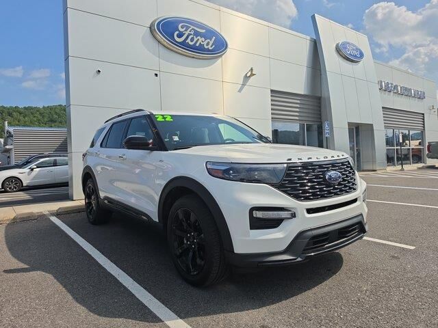 2022 Ford Explorer ST-Line