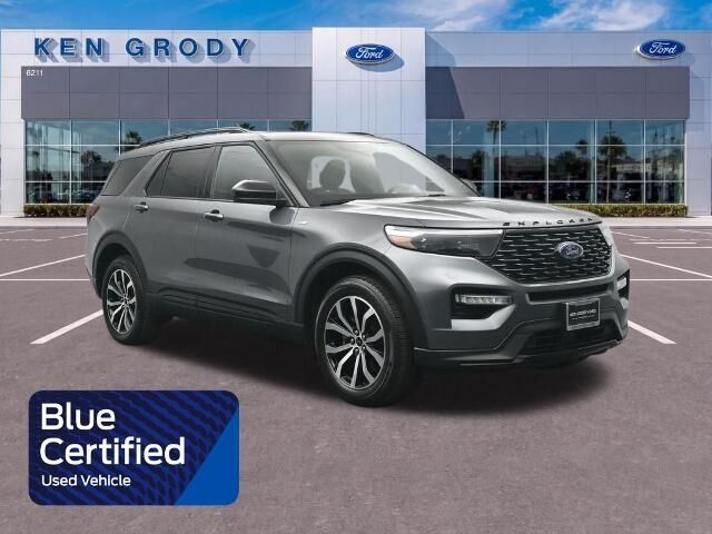 2022 Ford Explorer ST-Line — photo 1 of 61