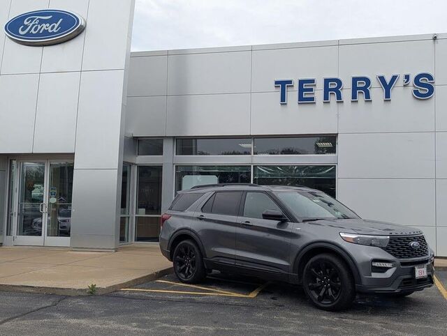2024 Ford Explorer ST-Line — photo 1 of 1