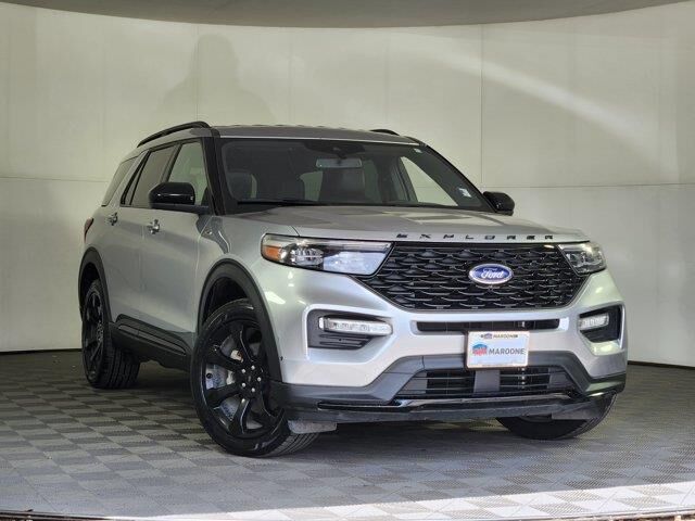 2022 Ford Explorer ST-Line — photo 1 of 27