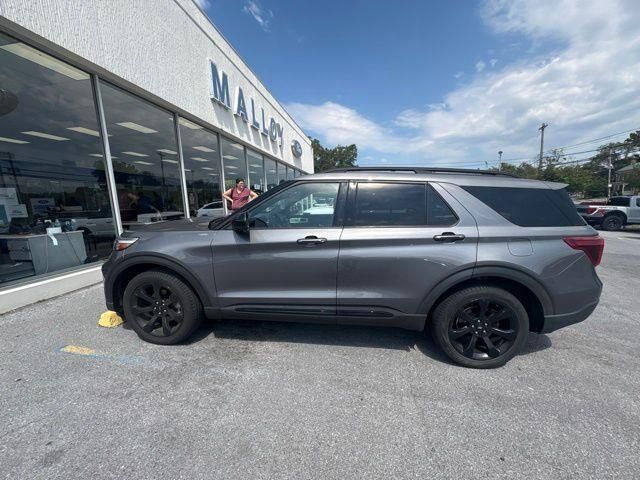 2023 Ford Explorer ST-Line