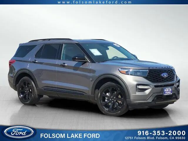 2024 Ford Explorer ST-Line — photo 1 of 26