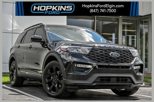 2024 Ford Explorer ST-Line — photo 1 of 12