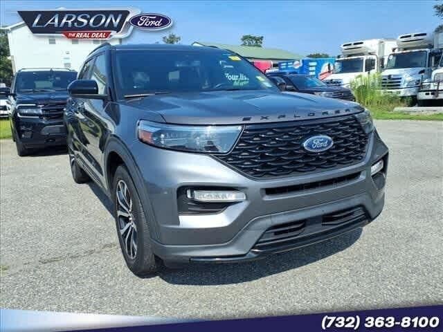 2022 Ford Explorer ST-Line — photo 1 of 1