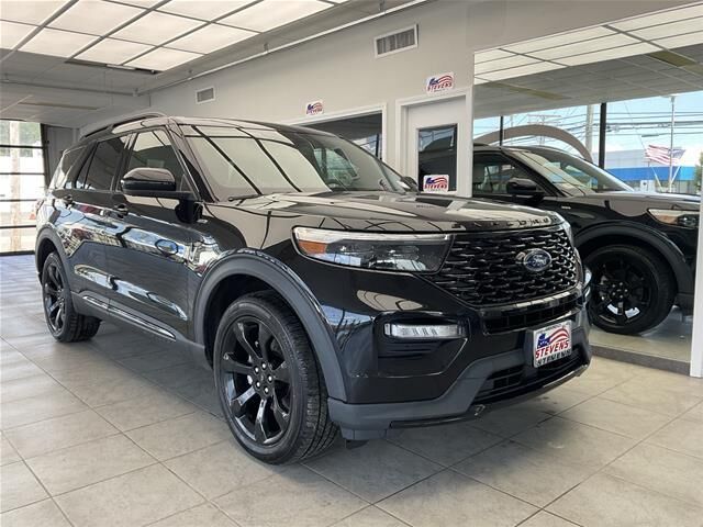 2022 Ford Explorer ST-Line