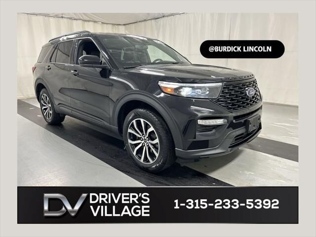2023 Ford Explorer ST-Line — photo 1 of 26