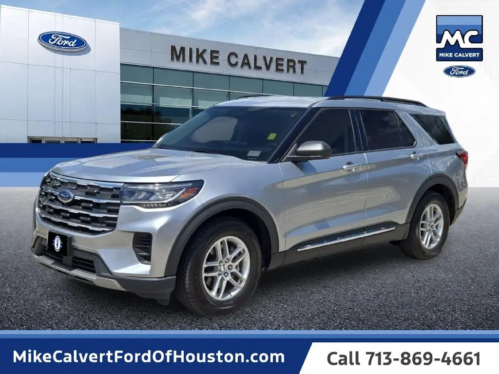 2025 Ford Explorer Active — photo 1 of 13