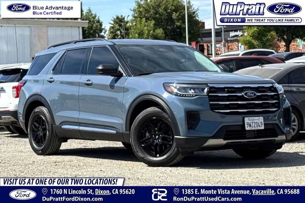 2025 Ford Explorer Active — photo 1 of 13