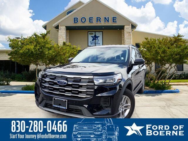 2026 Ford Explorer Active — photo 1 of 26