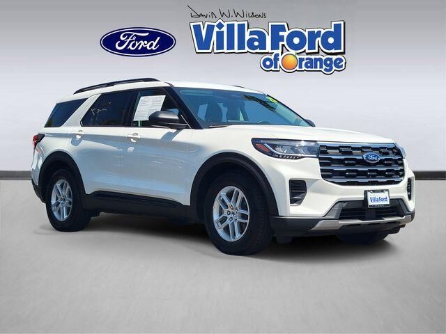 2026 Ford Explorer Active — photo 1 of 78