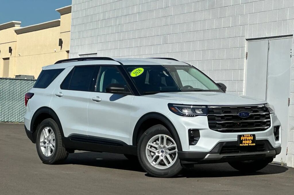2026 Ford Explorer Active — photo 1 of 37