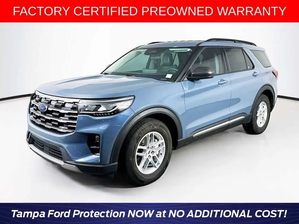 2025 Ford Explorer Active — photo 1 of 14