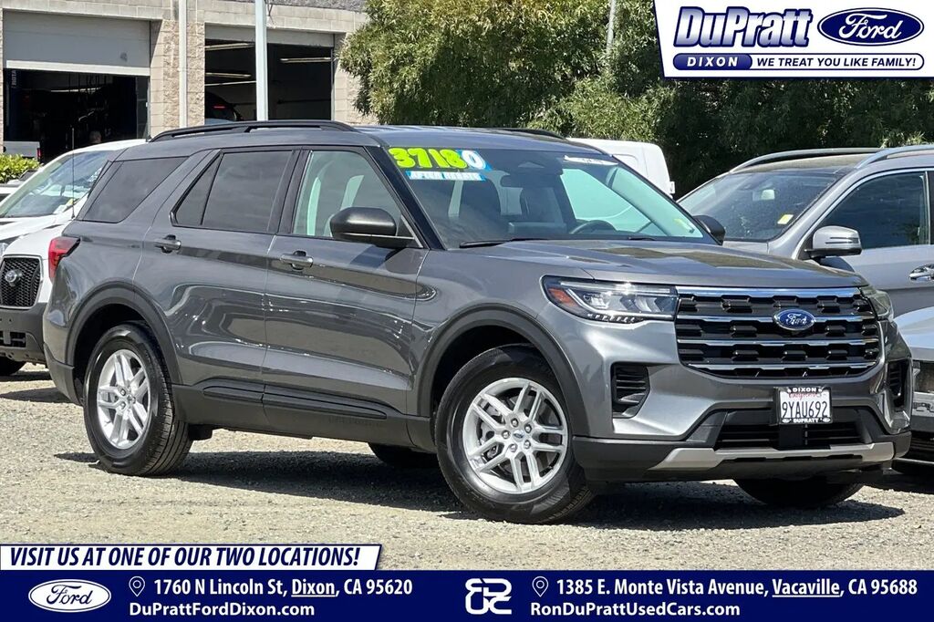 2026 Ford Explorer Active — photo 1 of 26