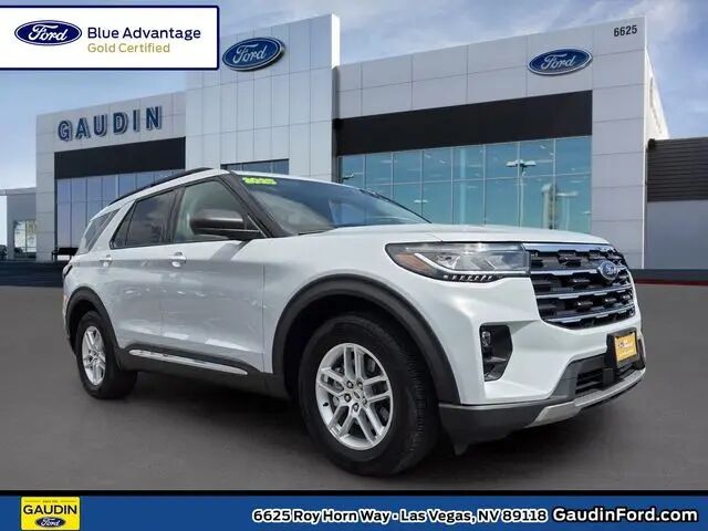 2025 Ford Explorer Active — photo 1 of 13