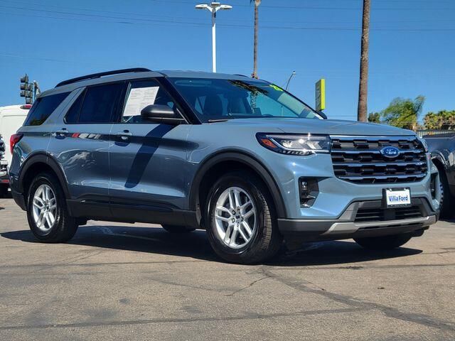 2026 Ford Explorer Active — photo 1 of 78