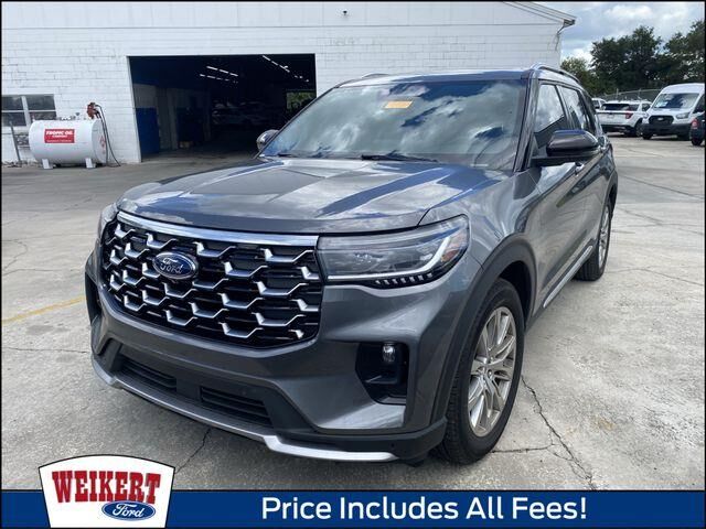 2025 Ford Explorer Platinum — photo 1 of 5