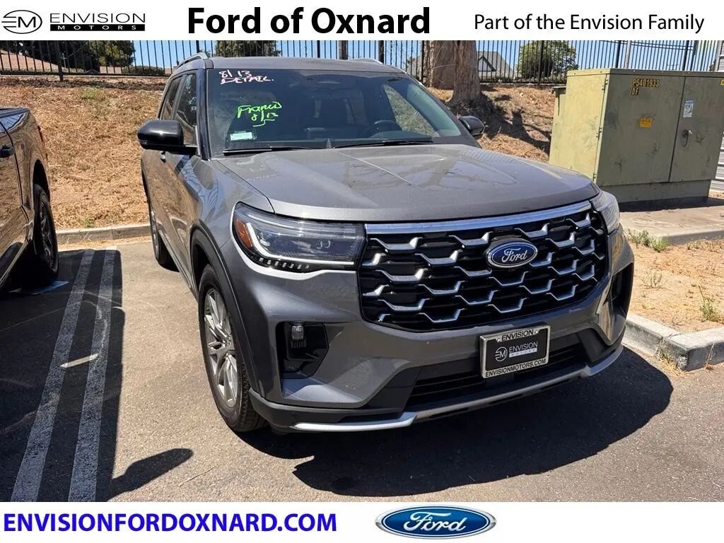 2026 Ford Explorer Platinum — photo 1 of 15