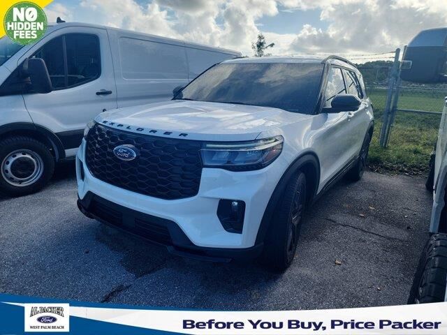 2025 Ford Explorer ST-Line — photo 1 of 16