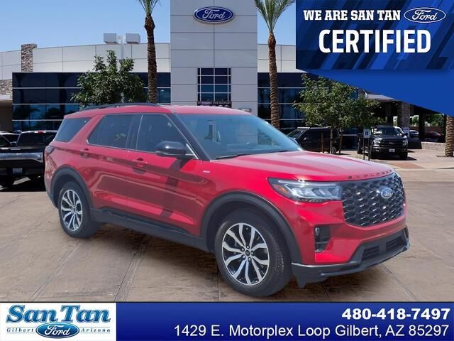 2025 Ford Explorer ST-Line — photo 1 of 17